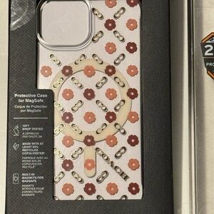 BNIB) 3 iPhone cases